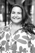 Photo of Laura Graves
